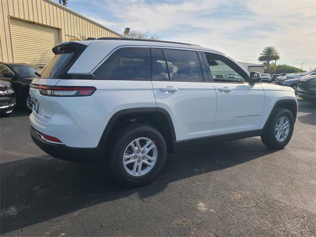 new 2025 Jeep Grand Cherokee car, priced at $32,984