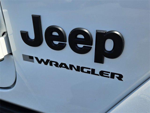 new 2025 Jeep Wrangler car, priced at $47,284