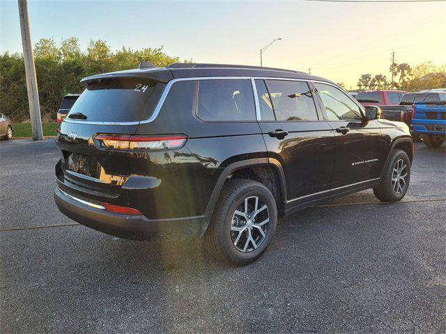 new 2024 Jeep Grand Cherokee L car, priced at $41,984