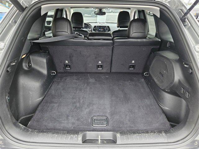 used 2019 Jeep Cherokee car, priced at $18,984