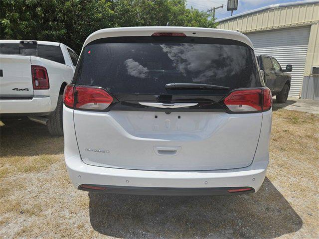 new 2025 Chrysler Voyager car, priced at $36,584