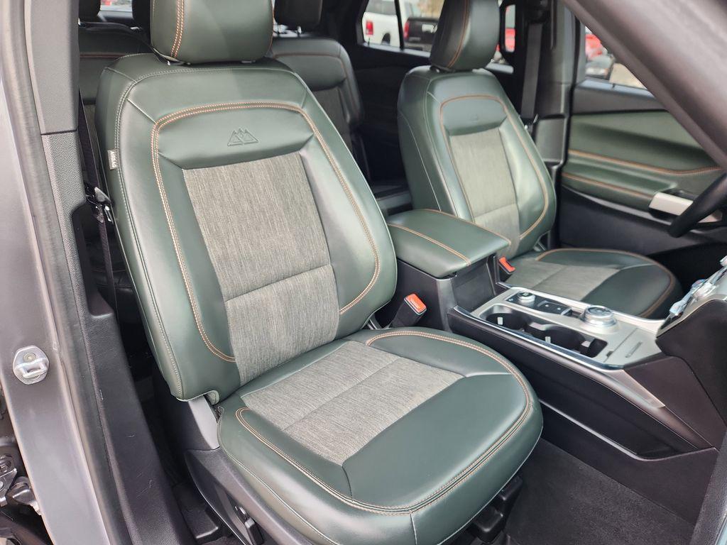 used 2022 Ford Explorer car, priced at $35,162