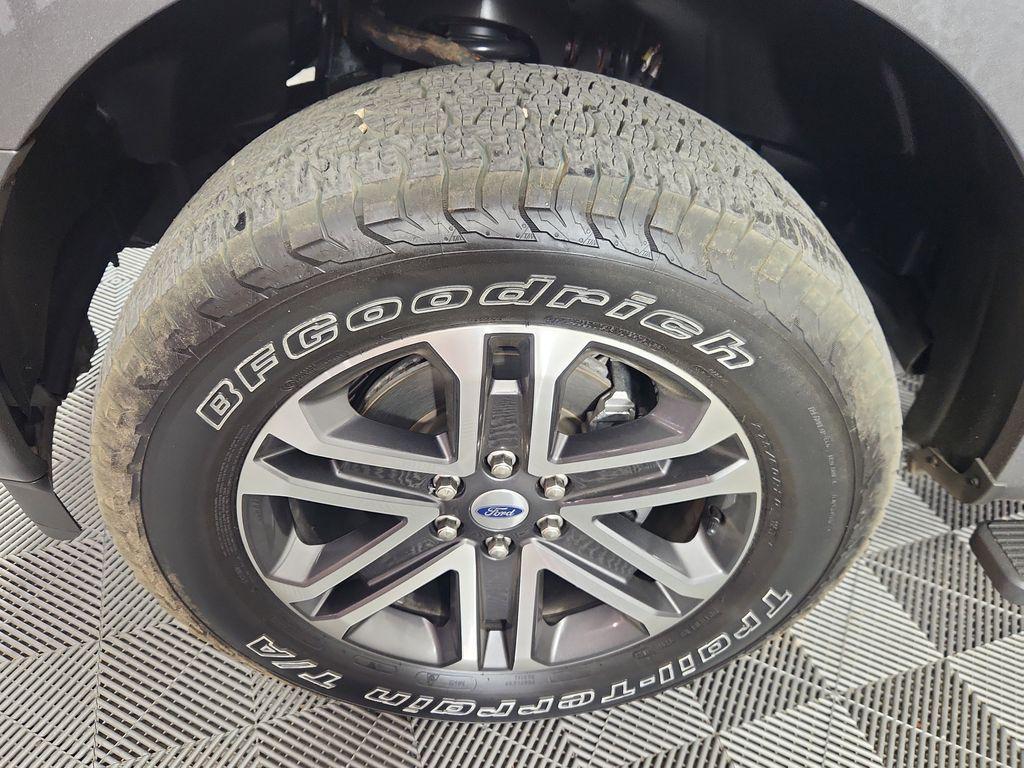 used 2021 Ford F-150 car, priced at $26,305