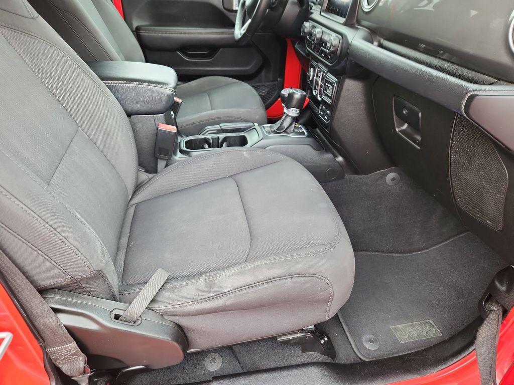 used 2022 Jeep Wrangler Unlimited car, priced at $30,587