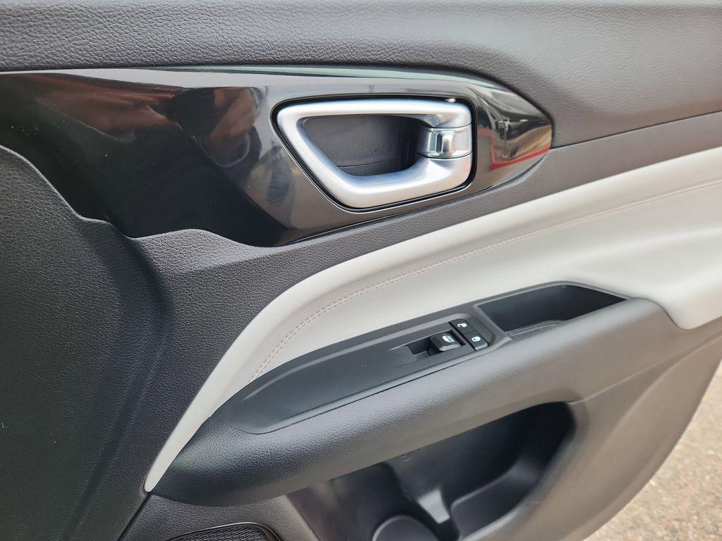 used 2023 Jeep Compass car, priced at $20,997