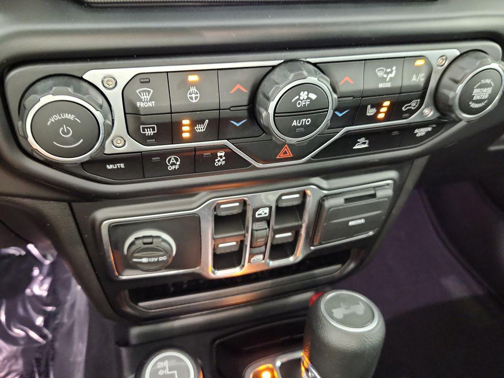 used 2022 Jeep Wrangler Unlimited car, priced at $38,305