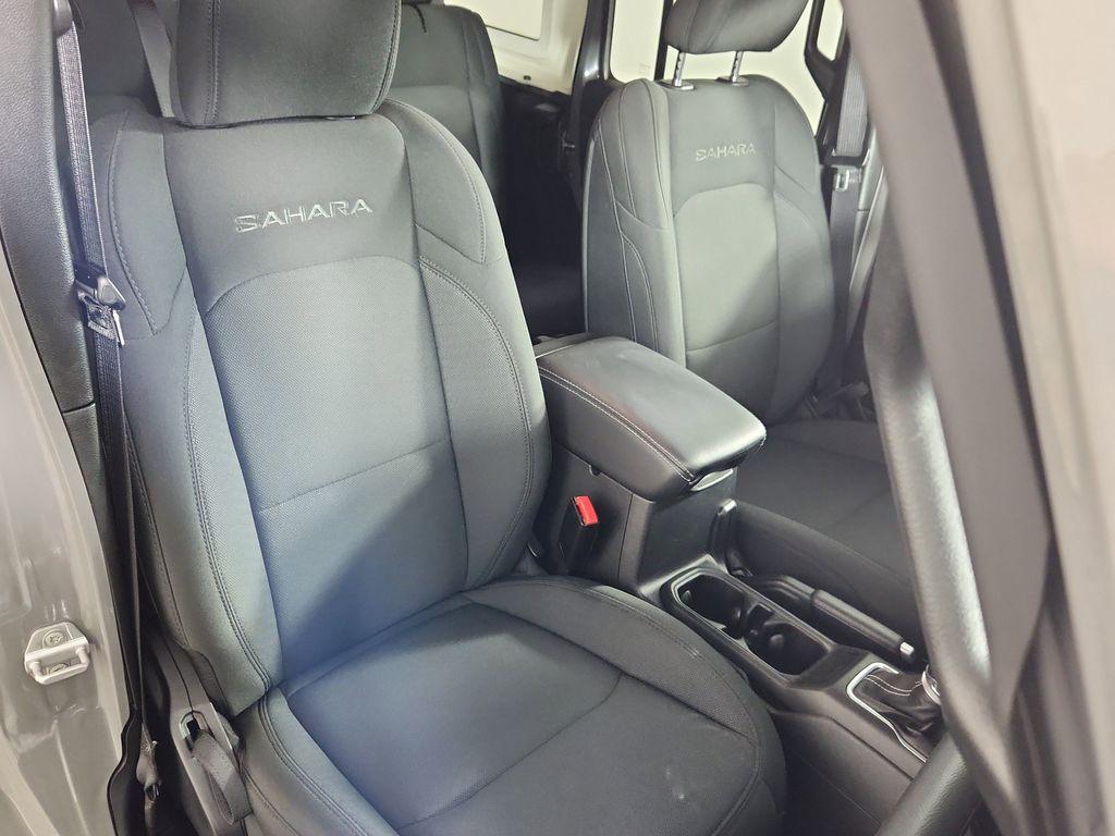 used 2022 Jeep Wrangler Unlimited car, priced at $38,305