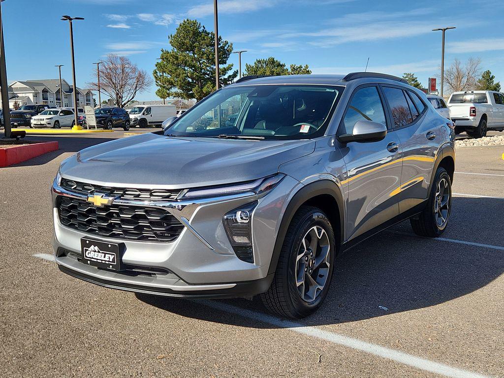 used 2024 Chevrolet Trax car, priced at $20,507