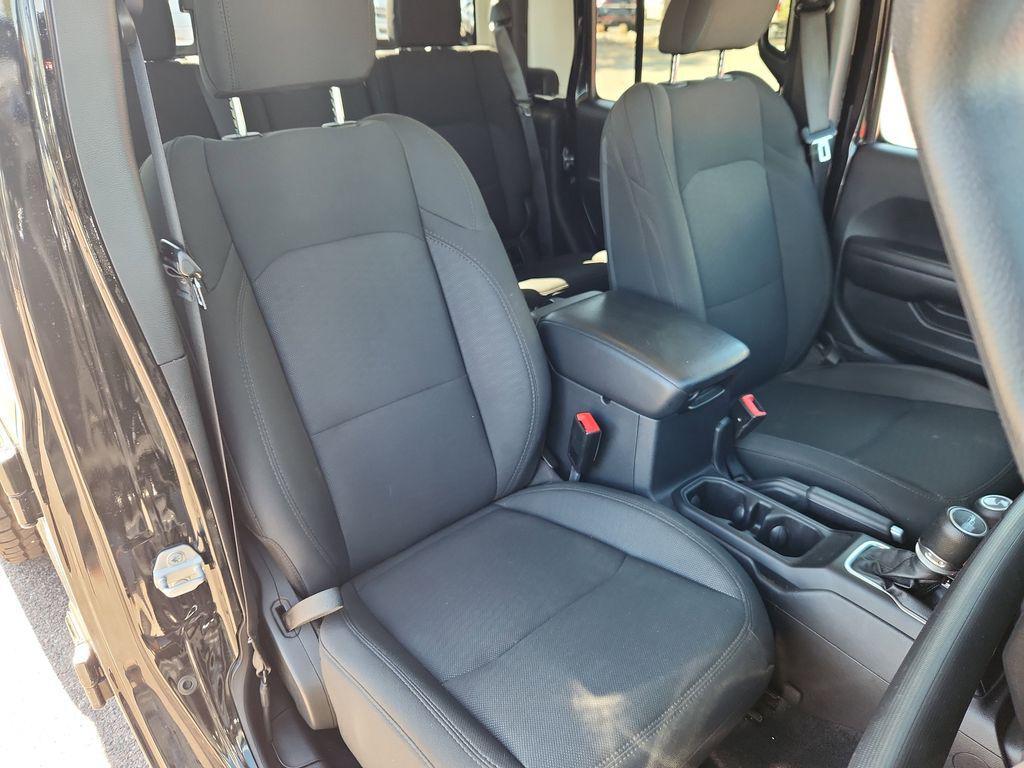 used 2020 Jeep Gladiator car, priced at $30,117