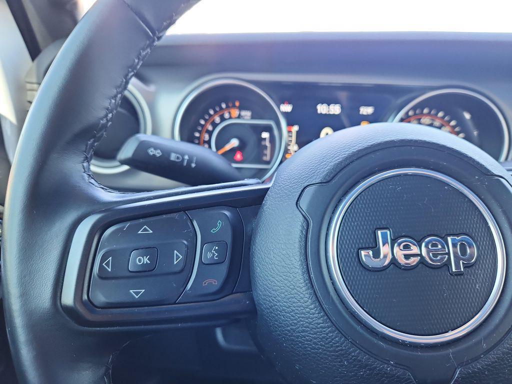 used 2021 Jeep Gladiator car, priced at $29,398