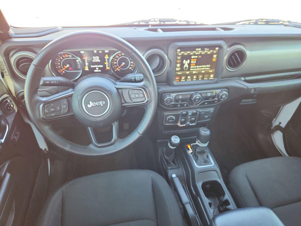 used 2021 Jeep Gladiator car, priced at $29,398