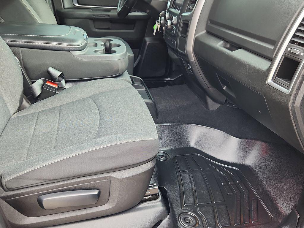 used 2021 Ram 1500 Classic car, priced at $29,118