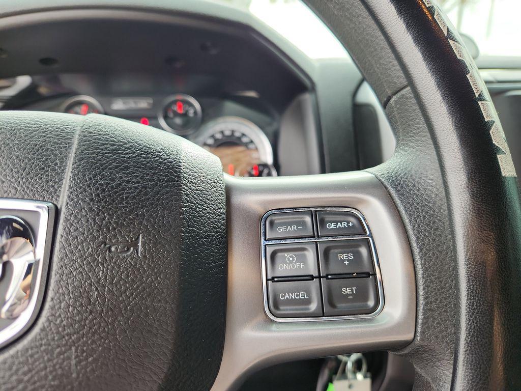 used 2021 Ram 1500 Classic car, priced at $29,118