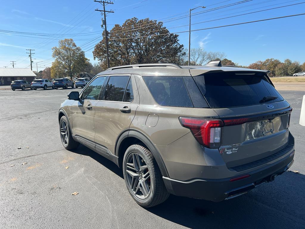 new 2026 Ford Explorer car, priced at $50,075