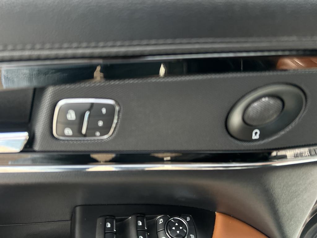 used 2022 Lincoln Nautilus car, priced at $34,850