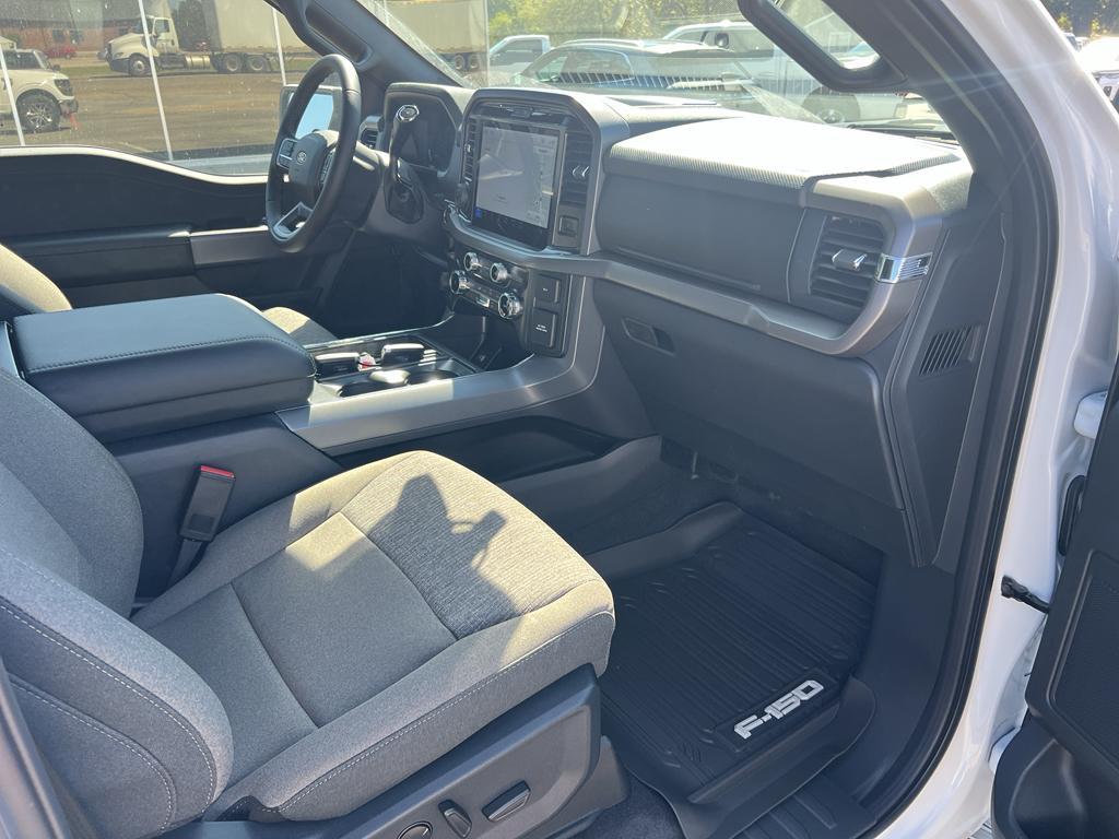 new 2025 Ford F-150 car, priced at $58,976
