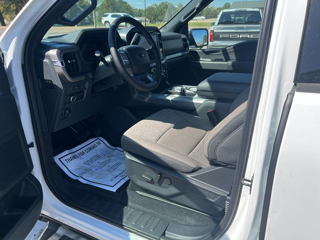 new 2025 Ford F-150 car, priced at $58,976