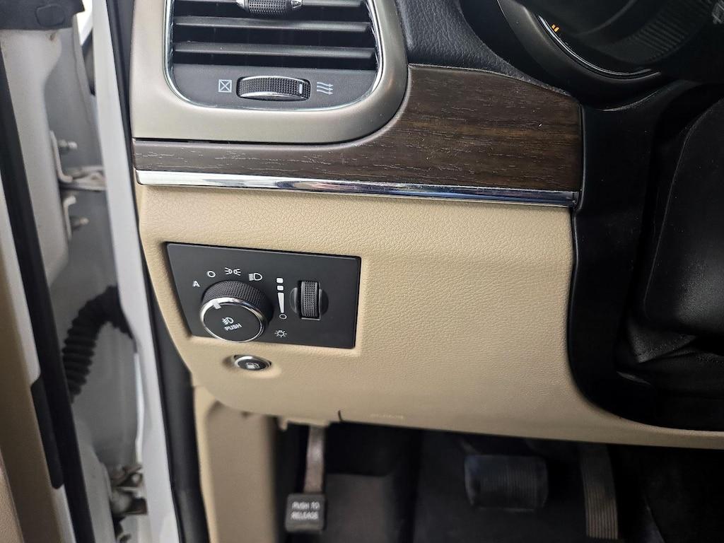 used 2015 Jeep Grand Cherokee car, priced at $17,998