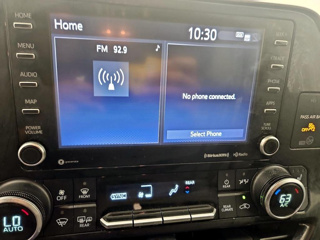 used 2021 Toyota Highlander car, priced at $34,998