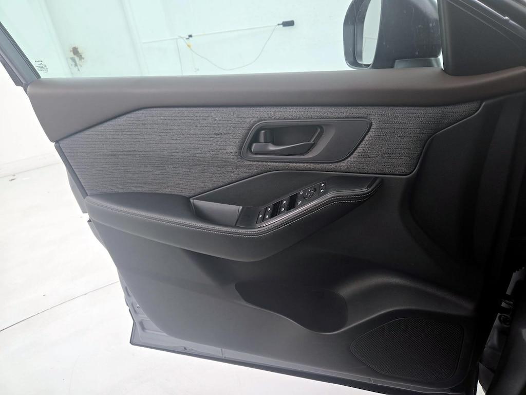 used 2022 Nissan Rogue car, priced at $22,998