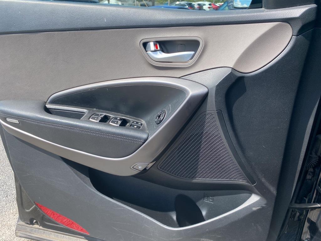 used 2013 Hyundai Santa Fe car, priced at $8,995