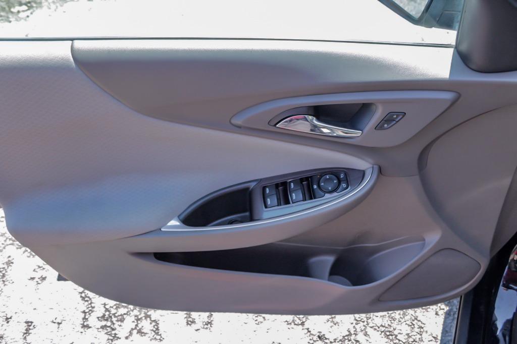 used 2021 Chevrolet Malibu car, priced at $18,995