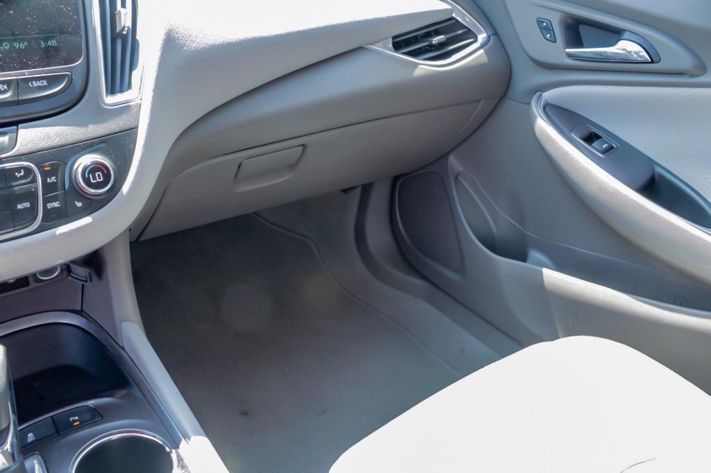 used 2021 Chevrolet Malibu car, priced at $18,995