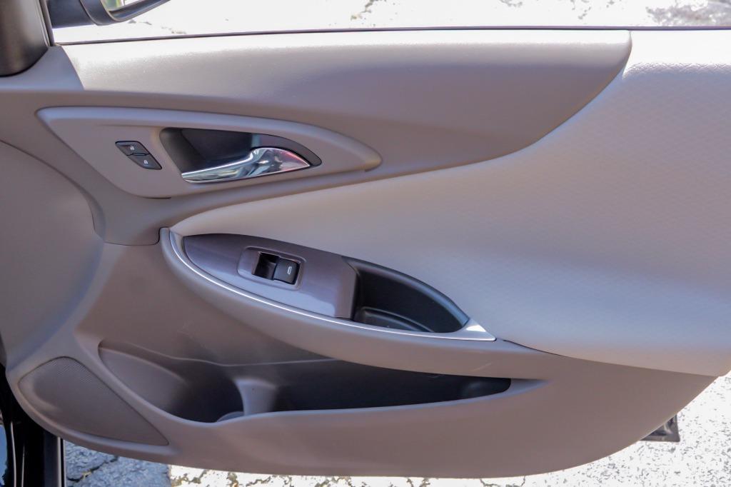 used 2021 Chevrolet Malibu car, priced at $18,995