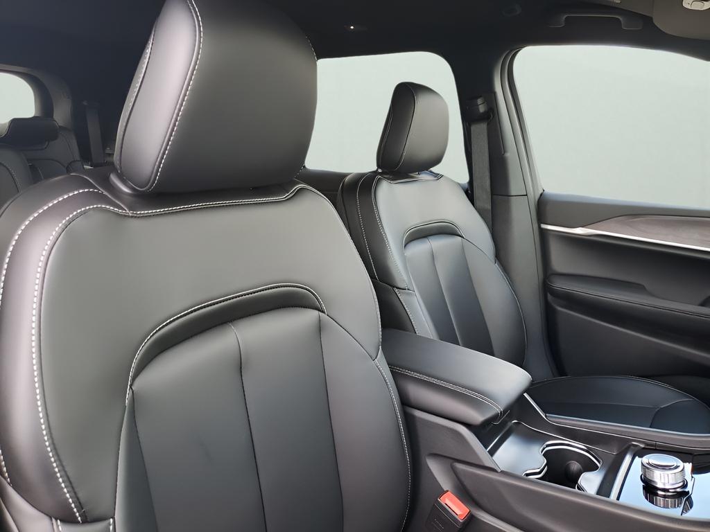 new 2025 Jeep Grand Cherokee L car, priced at $46,313