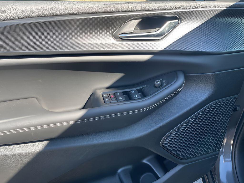 new 2025 Jeep Grand Cherokee car, priced at $37,845