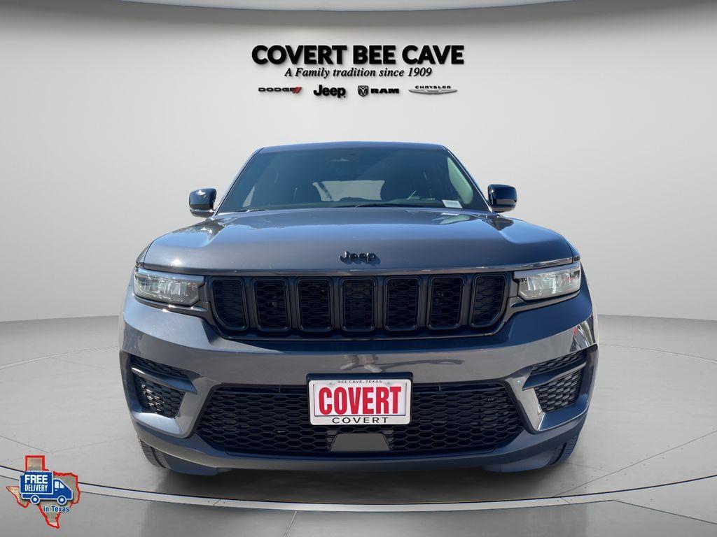 new 2025 Jeep Grand Cherokee car, priced at $37,845