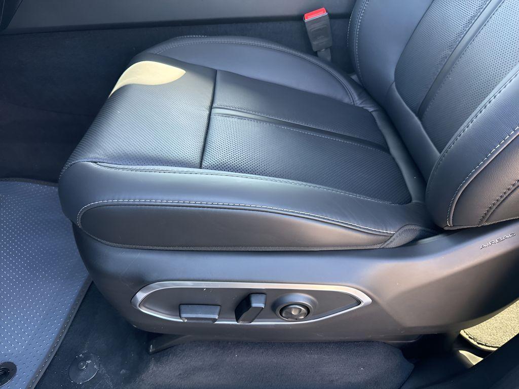 new 2025 Jeep Wagoneer L car, priced at $81,347