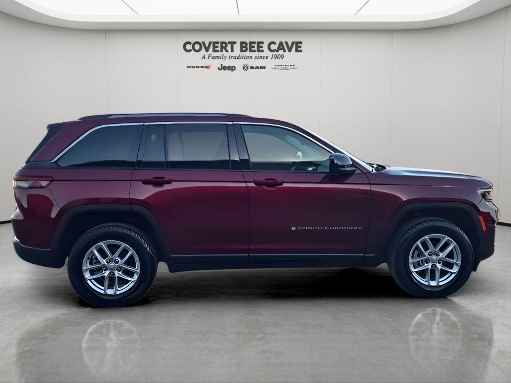 used 2024 Jeep Grand Cherokee car, priced at $32,485