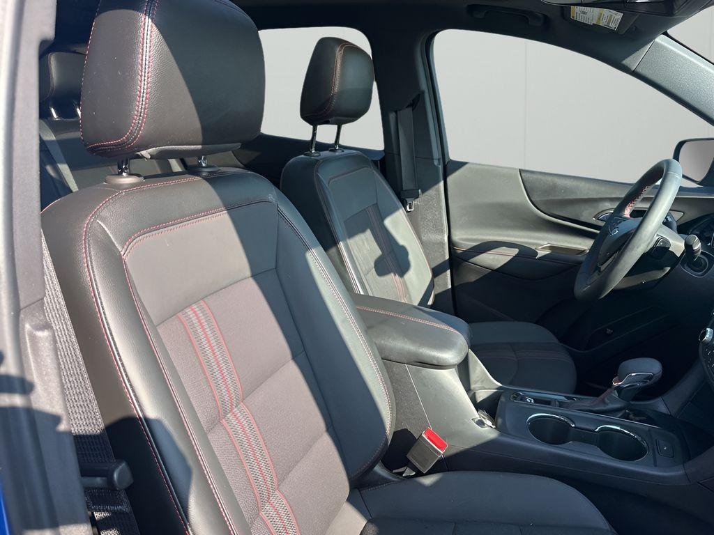 used 2024 Chevrolet Equinox car, priced at $25,856