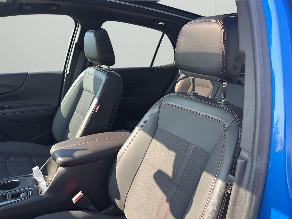 used 2024 Chevrolet Equinox car, priced at $25,856