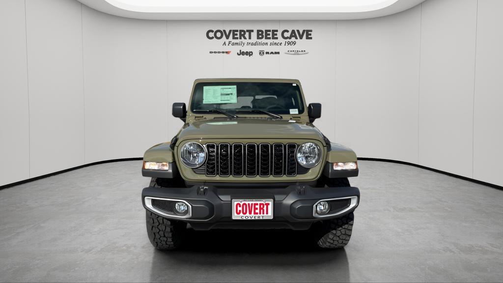 new 2025 Jeep Gladiator car, priced at $44,205