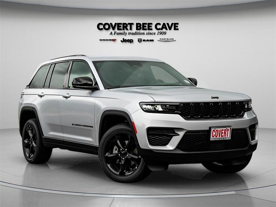 new 2024 Jeep Grand Cherokee car, priced at $44,462