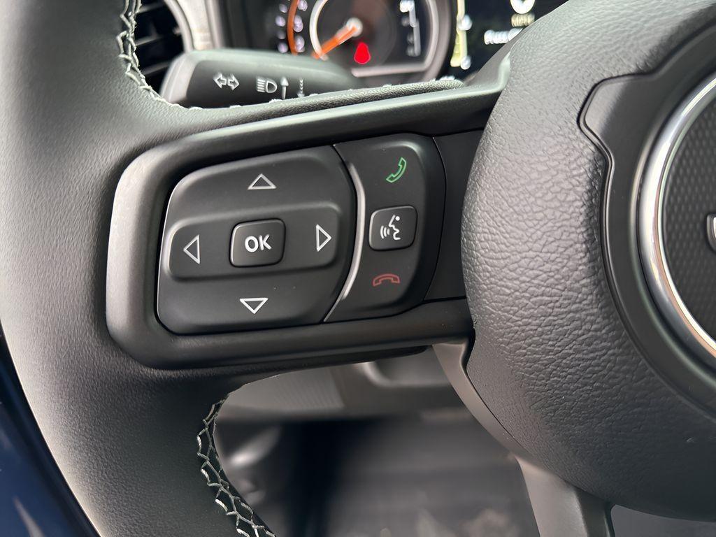 new 2025 Jeep Wrangler car, priced at $48,352
