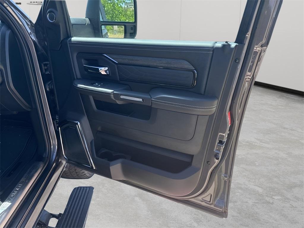 new 2025 Ram 2500 car, priced at $94,976