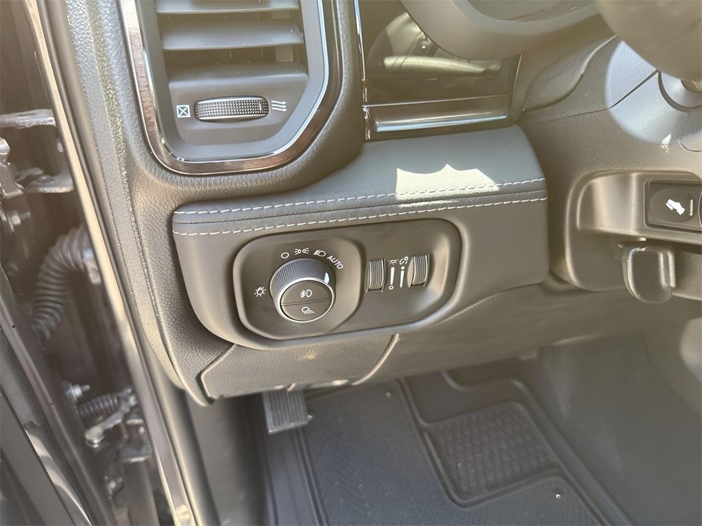 new 2025 Ram 2500 car, priced at $94,976