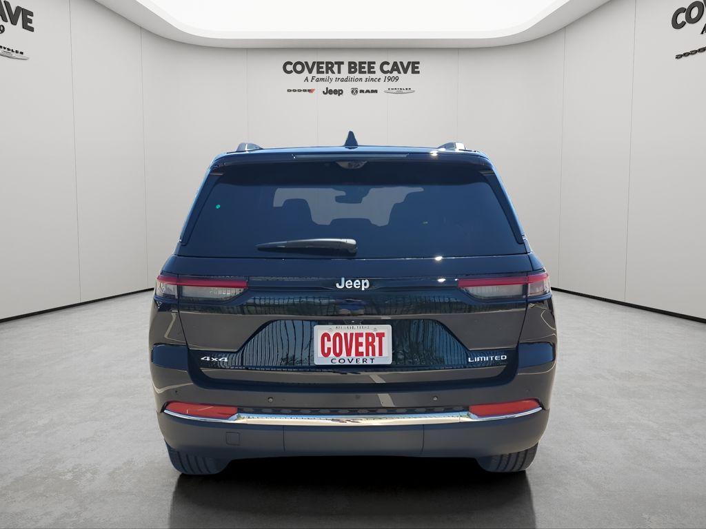 new 2025 Jeep Grand Cherokee car, priced at $49,744