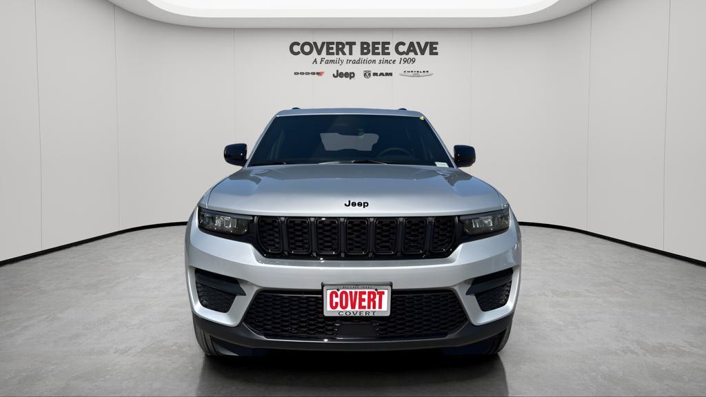 new 2025 Jeep Grand Cherokee car, priced at $39,991