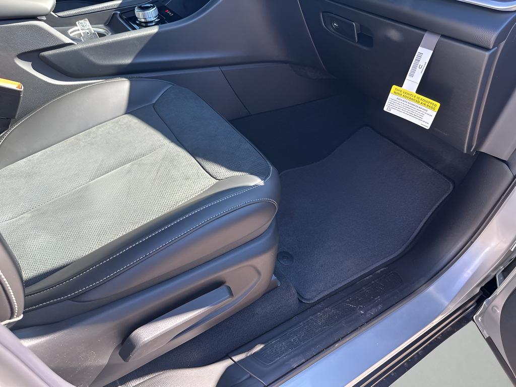 new 2025 Jeep Grand Cherokee car, priced at $39,991