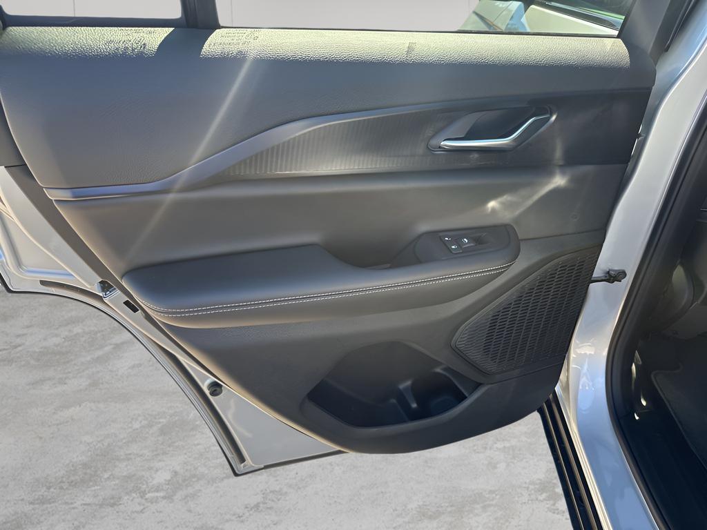 new 2025 Jeep Grand Cherokee car, priced at $39,991