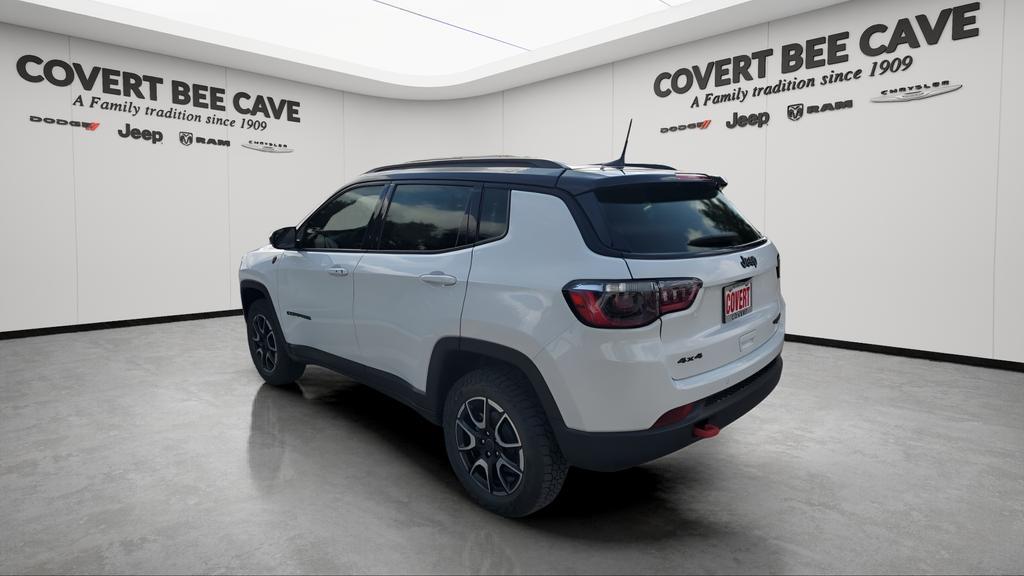 new 2026 Jeep Compass car, priced at $33,459