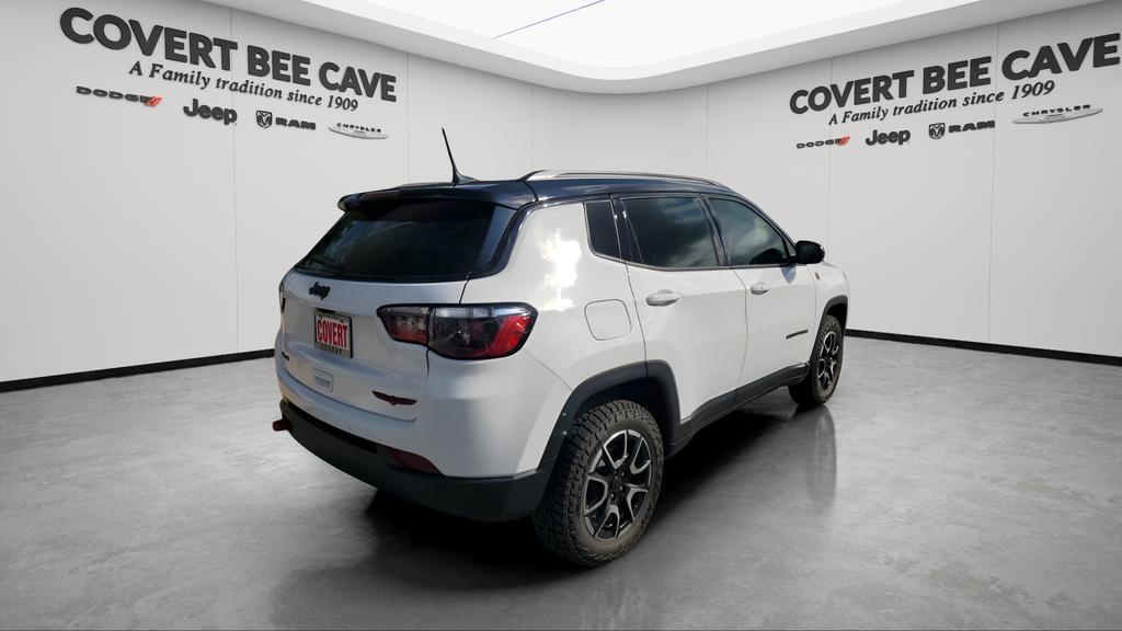 new 2026 Jeep Compass car, priced at $33,459