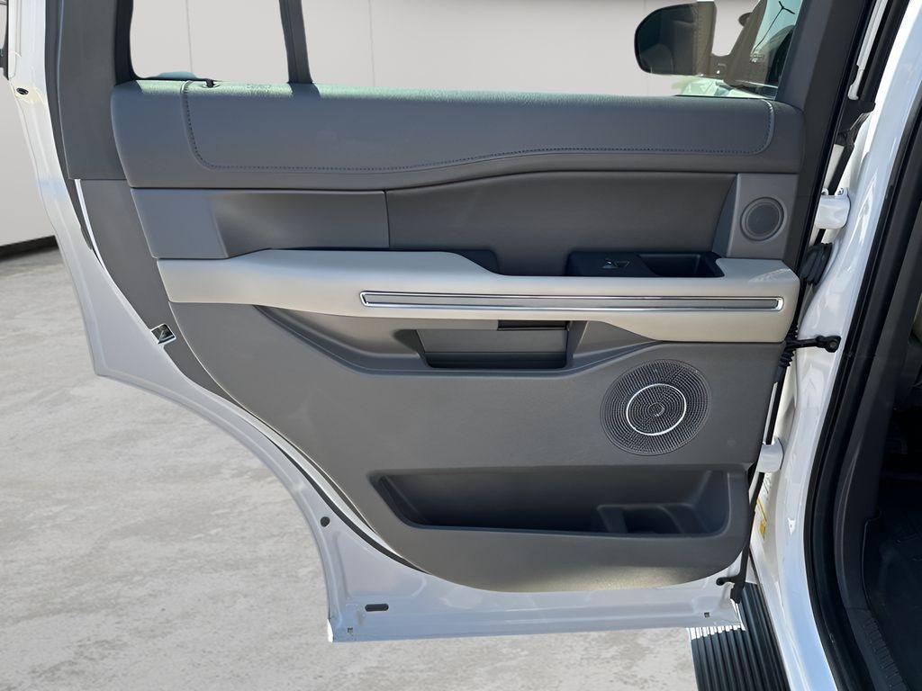 used 2018 Ford Expedition car, priced at $20,725