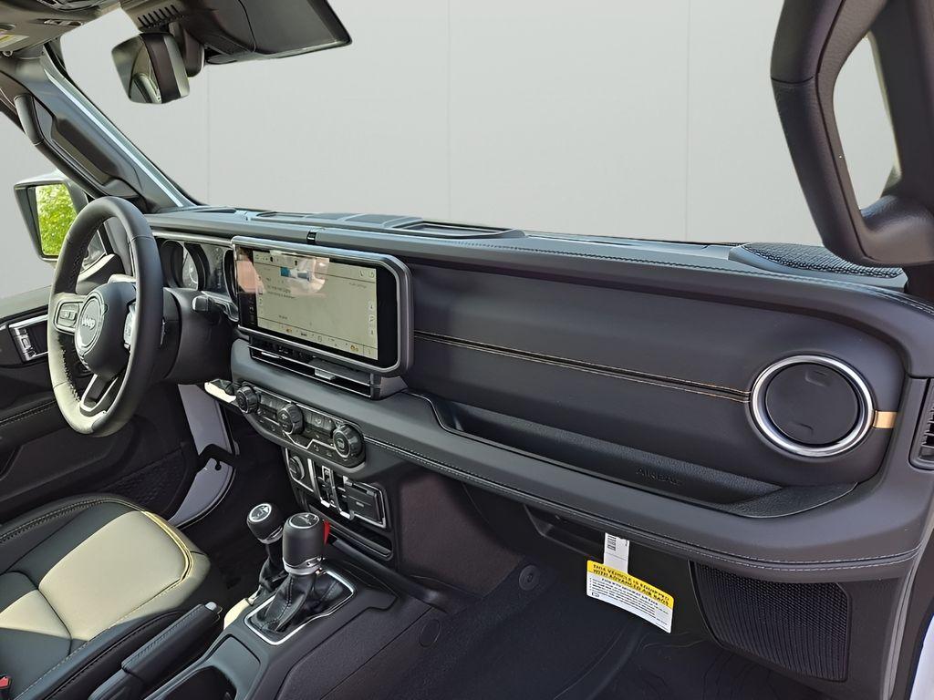 new 2025 Jeep Gladiator car, priced at $42,370