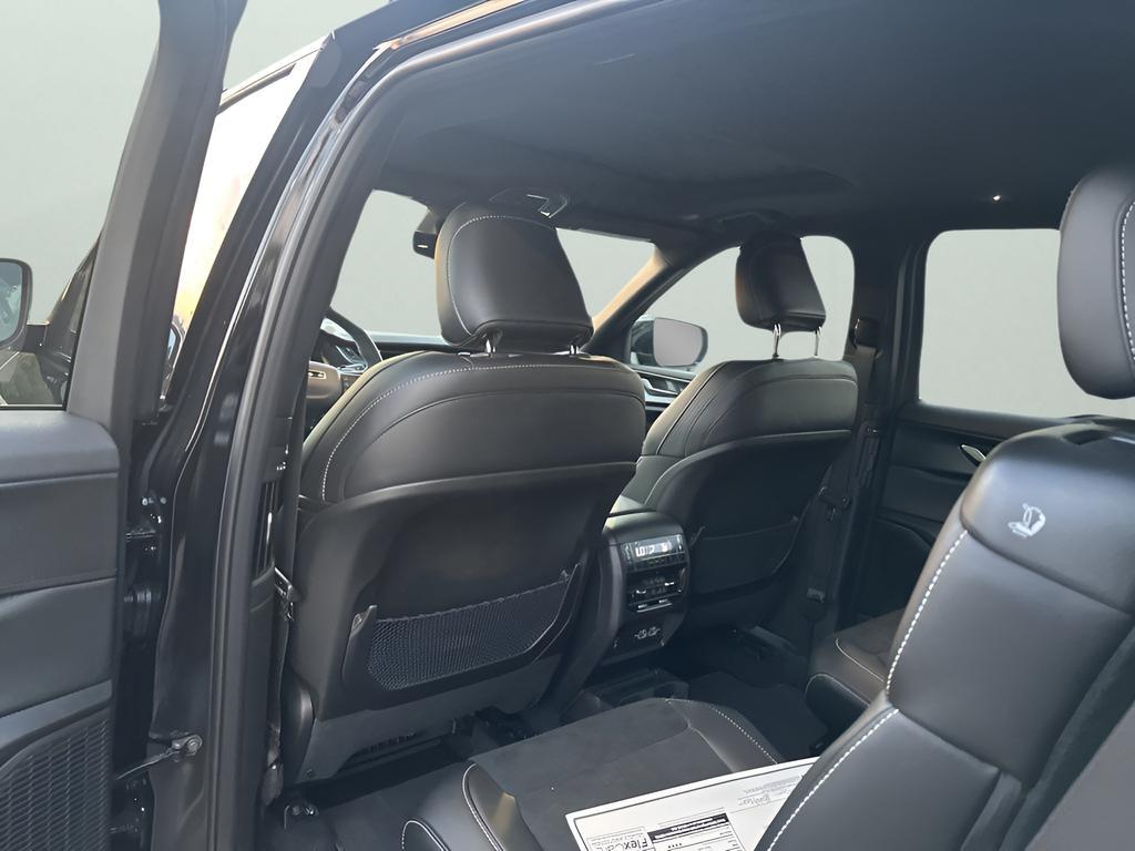 new 2025 Jeep Grand Cherokee L car, priced at $40,701