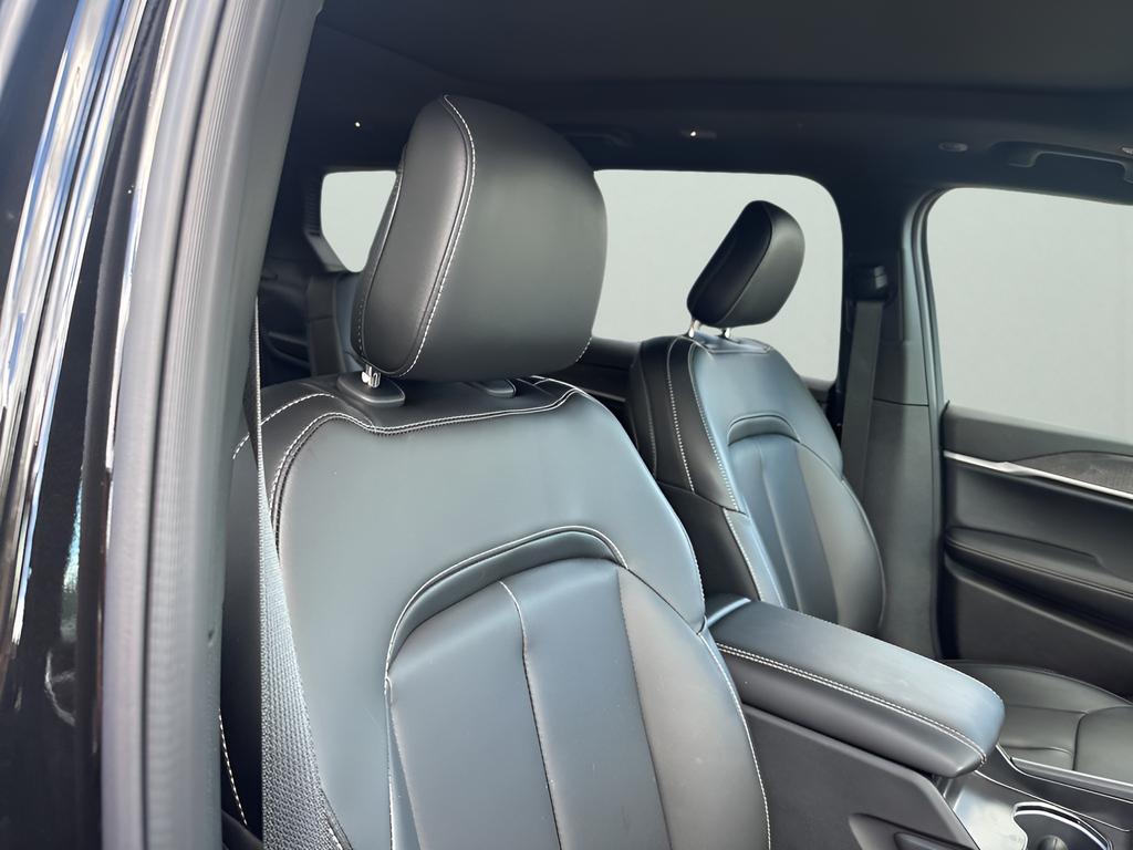 new 2025 Jeep Grand Cherokee L car, priced at $46,501
